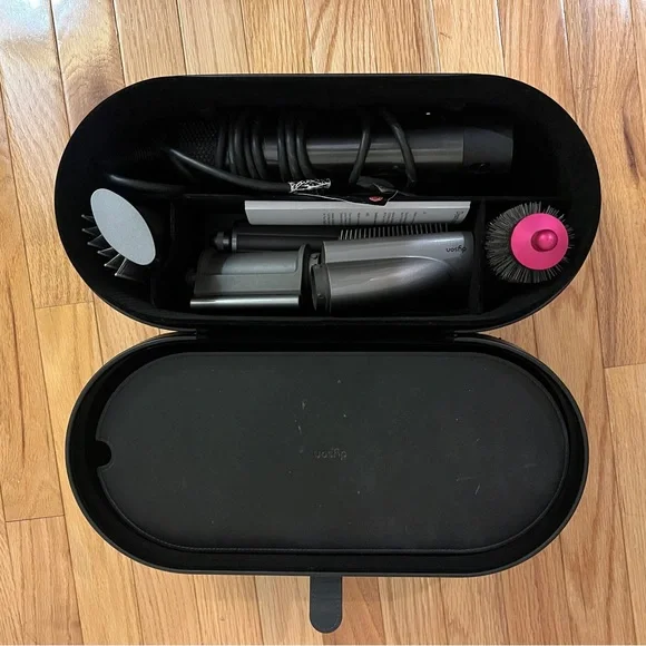 Dyson Airwrap Multi-Styler Complete Long Hair with NEW upgraded attachments - Picture 6 of 9